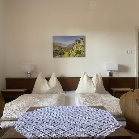 Garni Guflhof Bed and Breakfast Caldaro Eksteriør billede